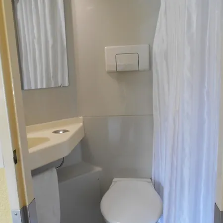 Hotel Premiere Classe Brest Aeroport *