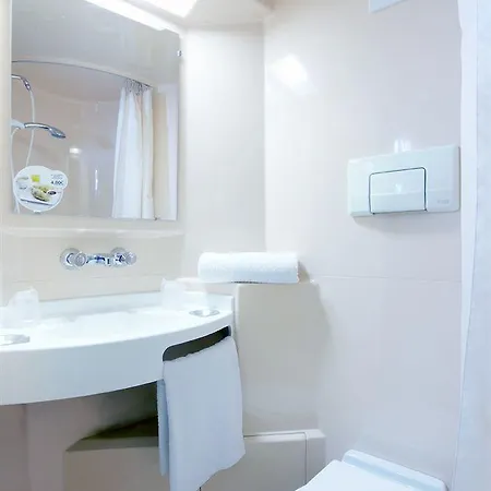 Hotel Premiere Classe Brest Aeroport