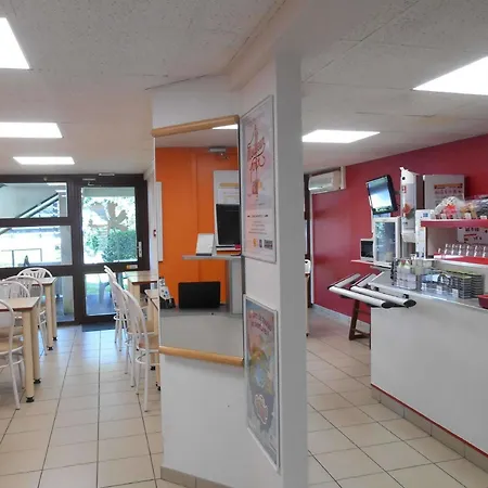 Premiere Classe Brest Aeroport Hotel *